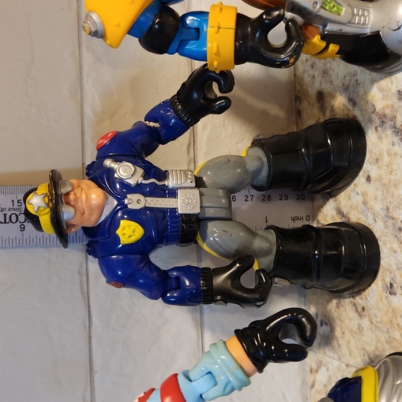 Mattel Fisher-Price Rescue Heroes 2001 - Picture 5 of 5